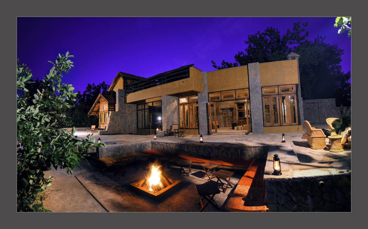 Mandlā Kanha Earth Lodge מראה חיצוני תמונה