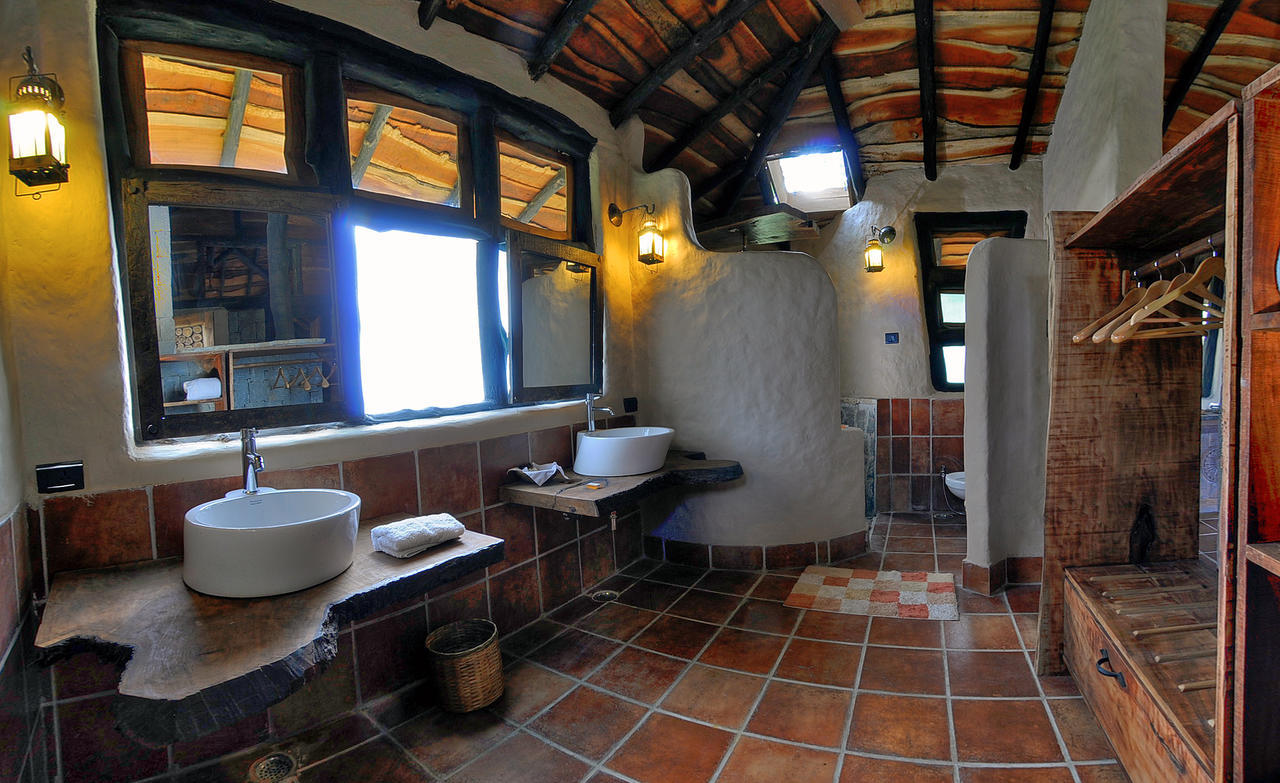 Mandlā Kanha Earth Lodge מראה חיצוני תמונה