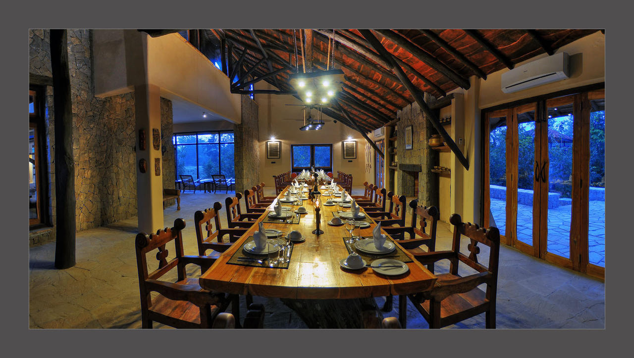 Mandlā Kanha Earth Lodge מראה חיצוני תמונה